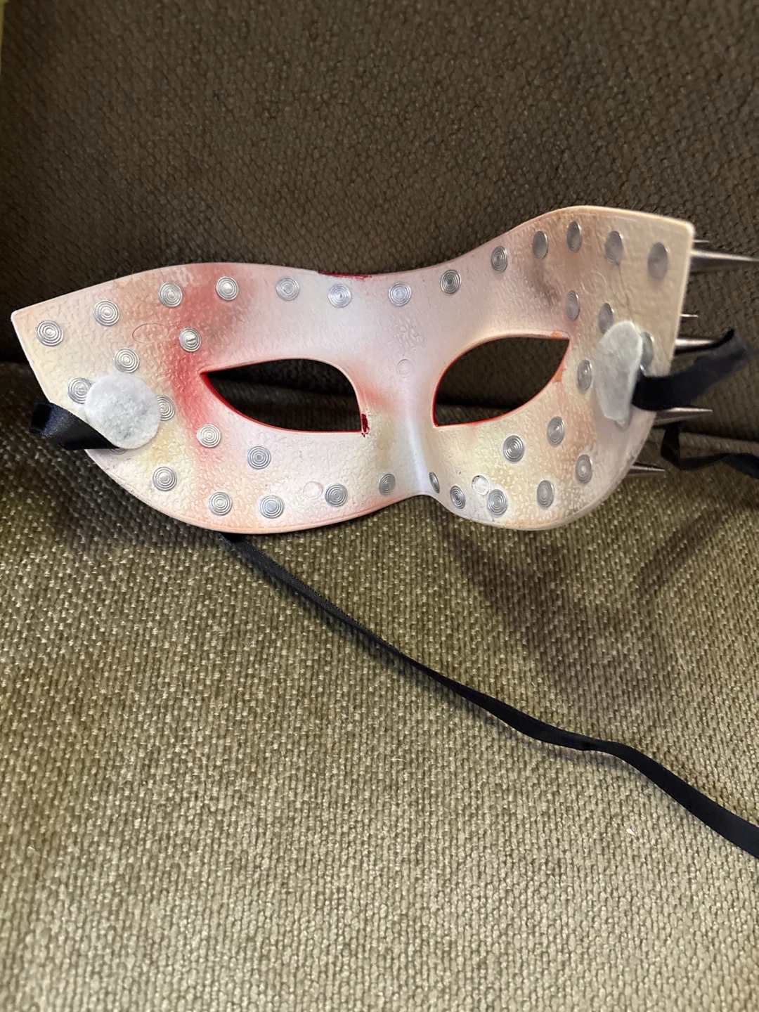 Red Spiked Masquerade Mask - photo 2