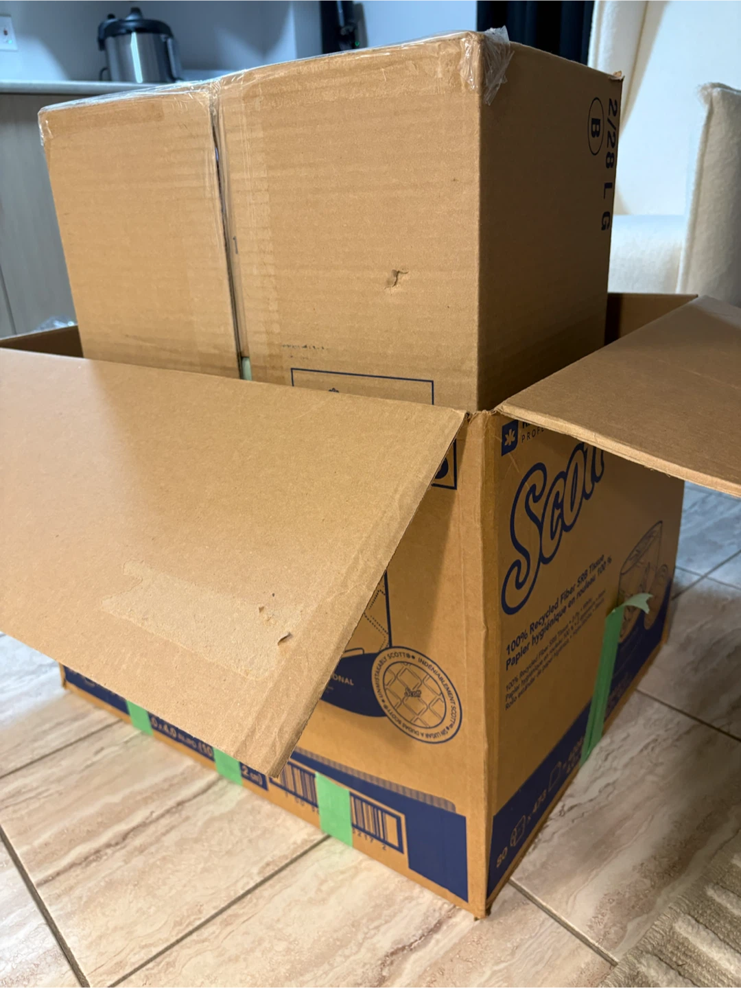 Free Cardboard boxes for moving - photo 2