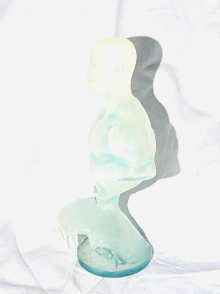 Bowen Designs X-Men Iceman Mini-Bust reg edition - photo 5