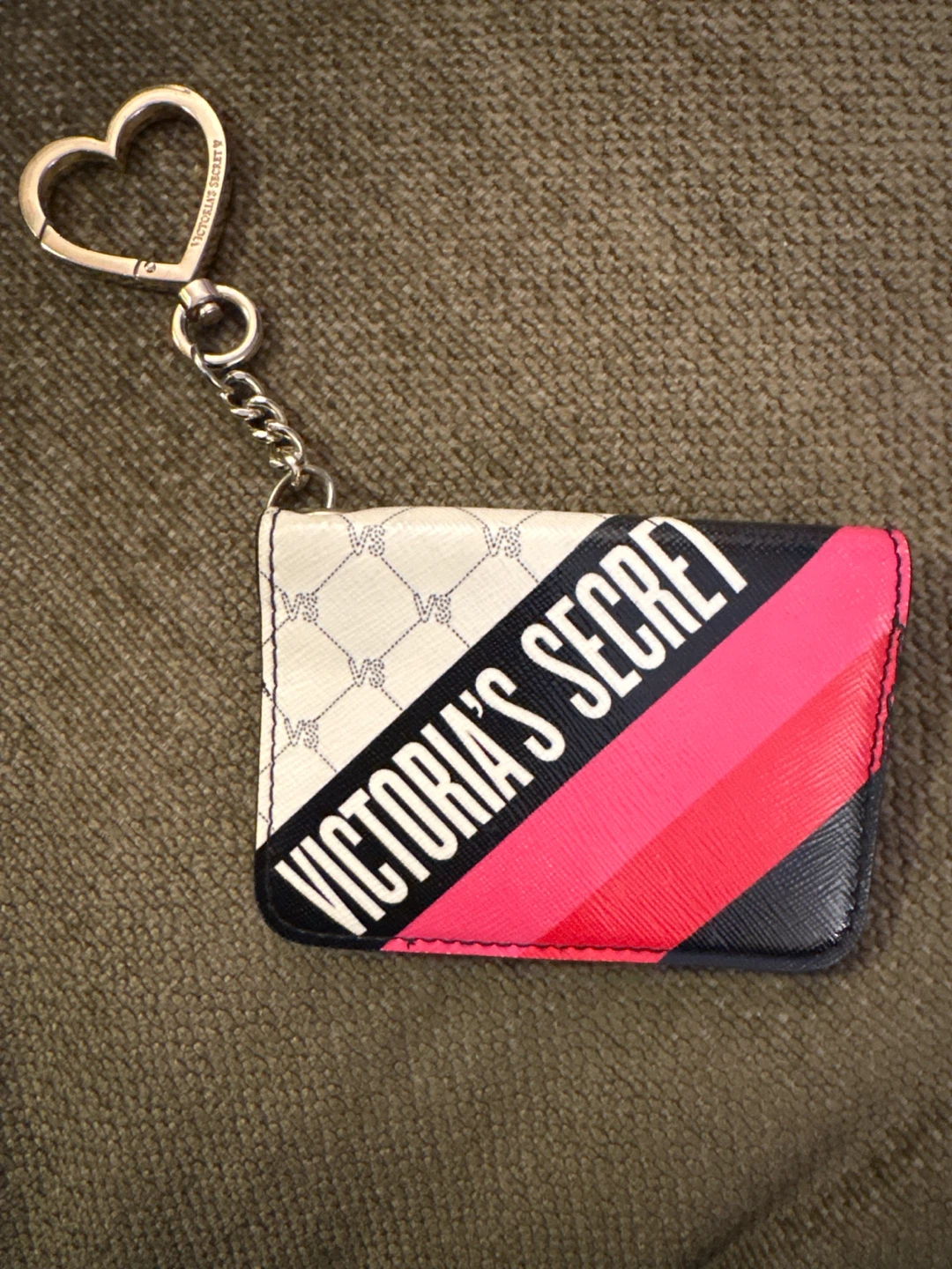 Victoria's Secret ID Case Keychain