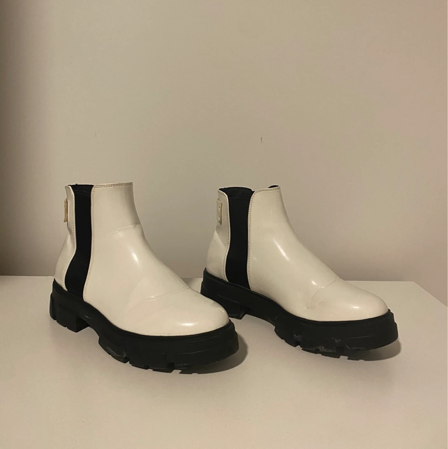 White chelsea boots - photo 3