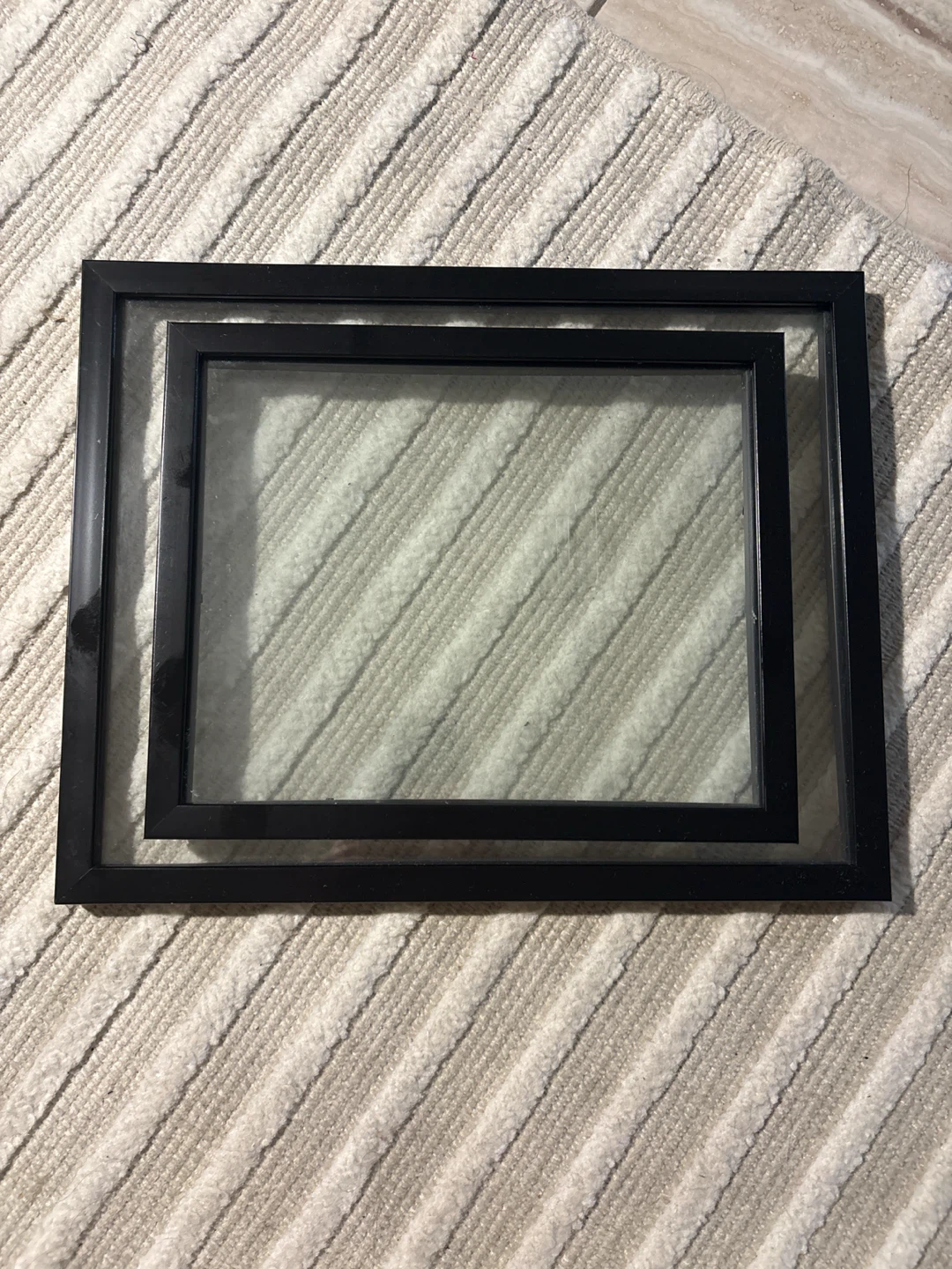 Set of two black picture frames - photo 2