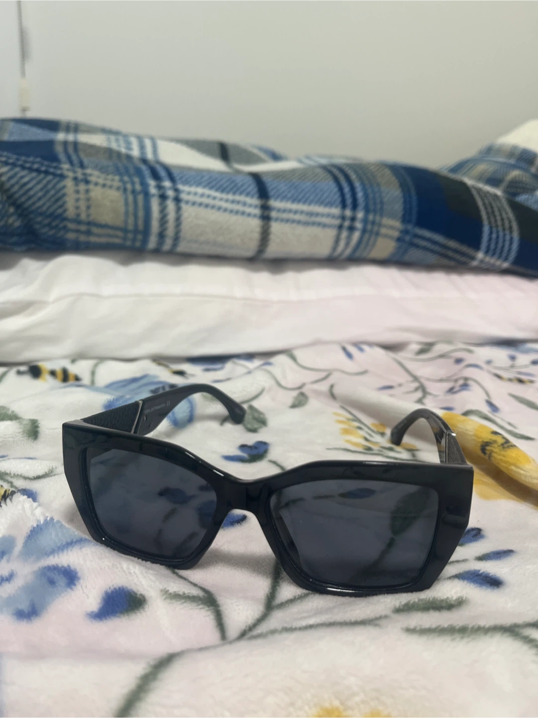 Black Rectangular Sunglasses