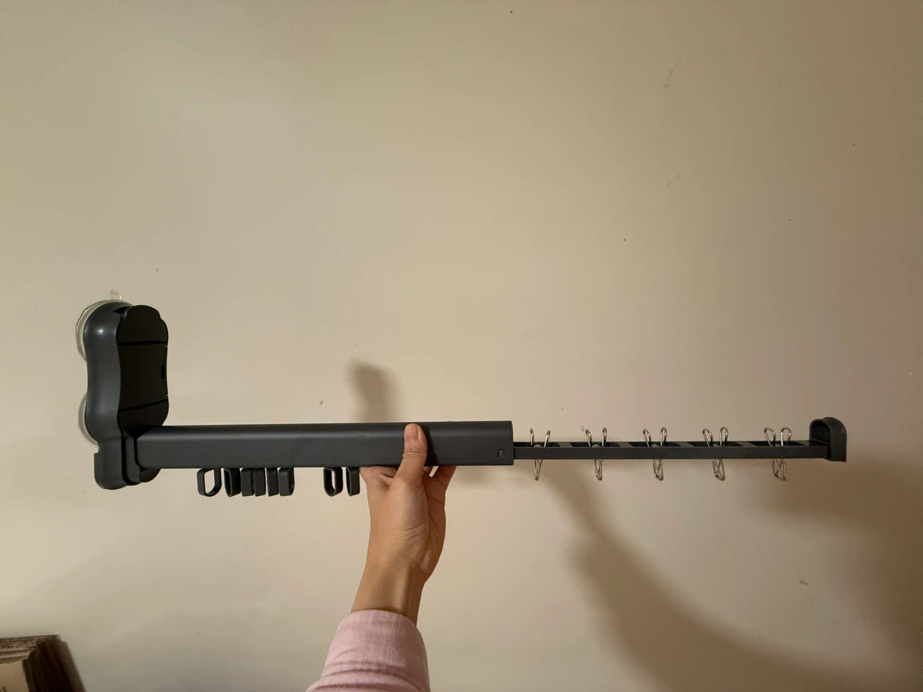 Retractable suction Drying Rack