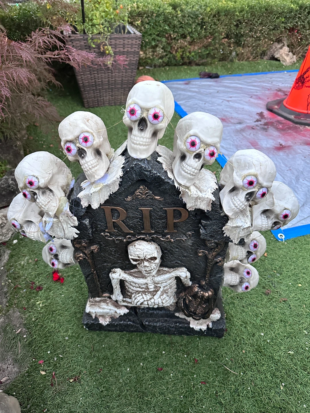 Halloween Tombstone Decorations Set