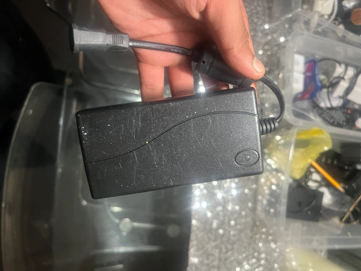 AC/DC Power Adapter for SWIFT2 TX3880 - photo 2