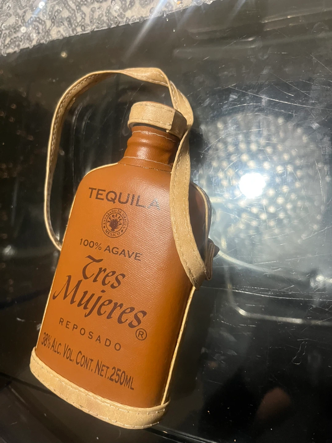 Tres Mujeres Reposado Tequila 250ml empty - photo 2
