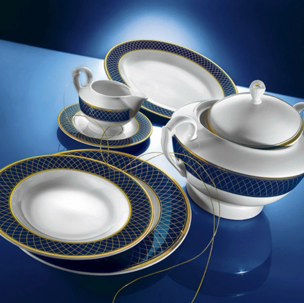 Zepter Royal Porcelain Dinnerware Set 22k Gold - photo 2