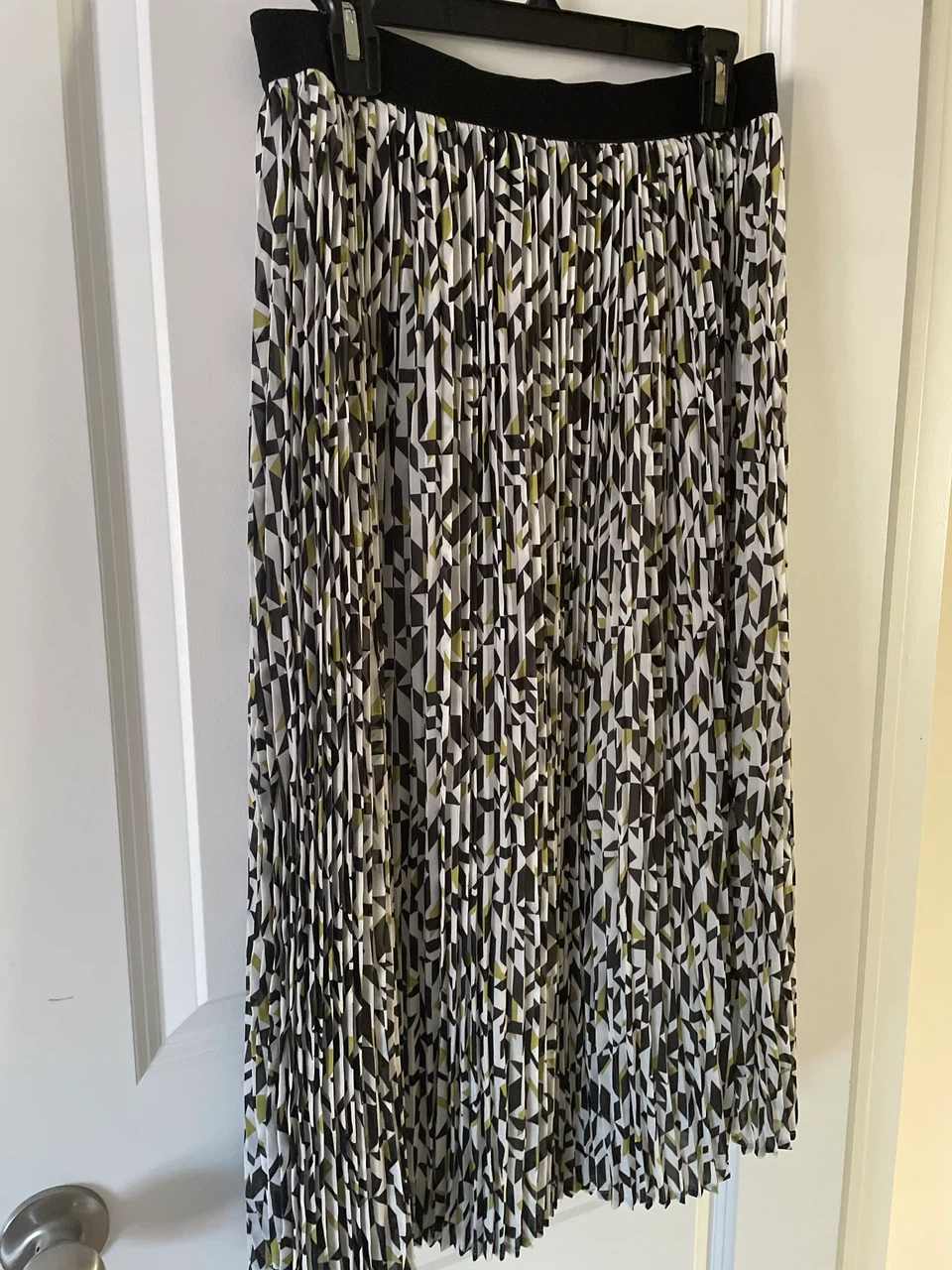 Reitmans pleated geometric print skirt - photo 3