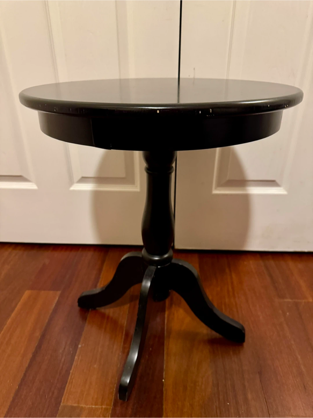 Black round pedestal accent table - photo 2