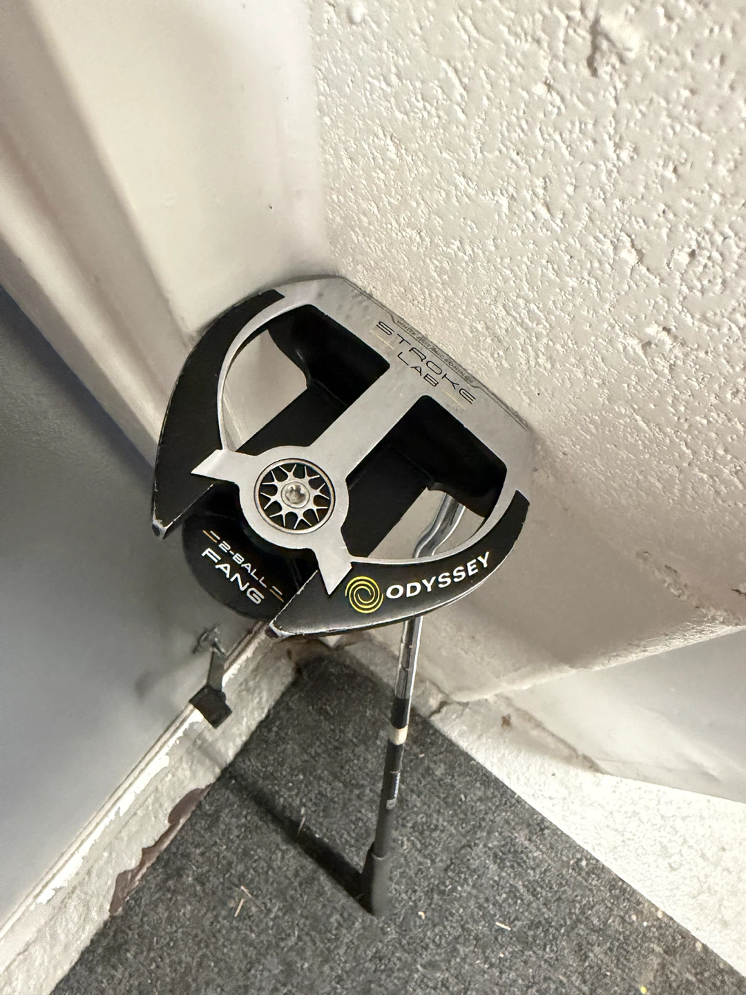 Odyssey Stroke Lab 2-Ball Fang Putter - photo 5