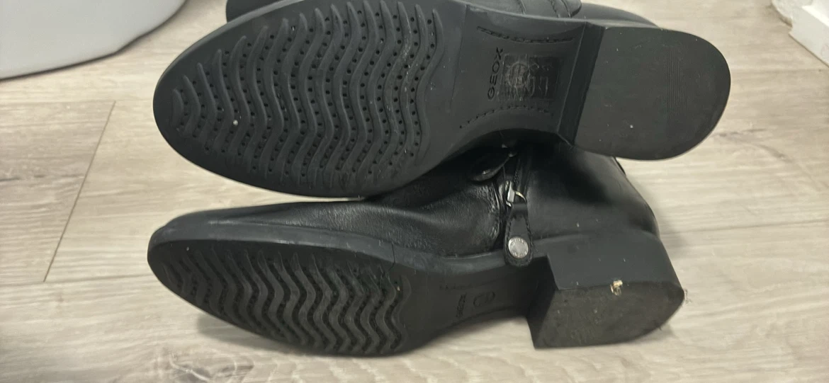 Geox Black Leather Boots Size 37