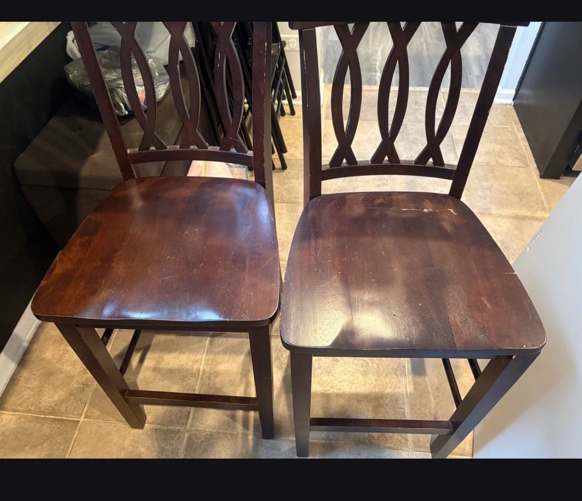 4 Wooden Bar Stools