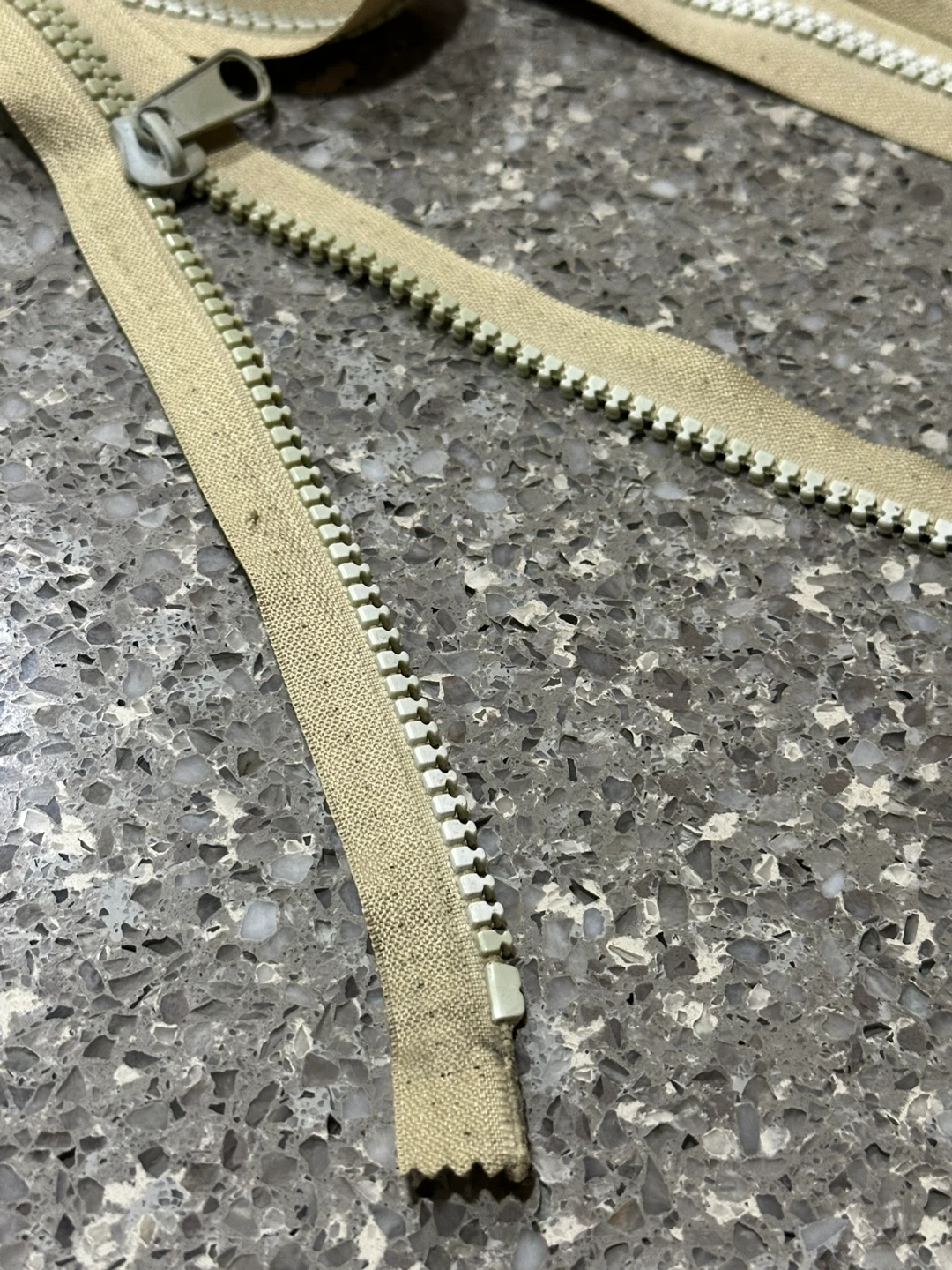 8 Feet Beige heavy-duty zipper