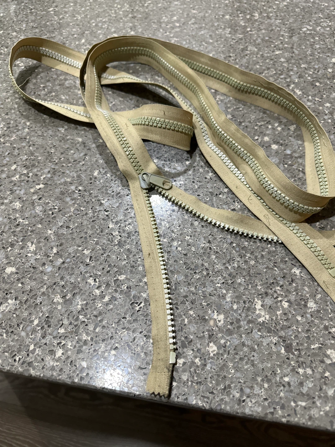 8 Feet Beige heavy-duty zipper - photo 2