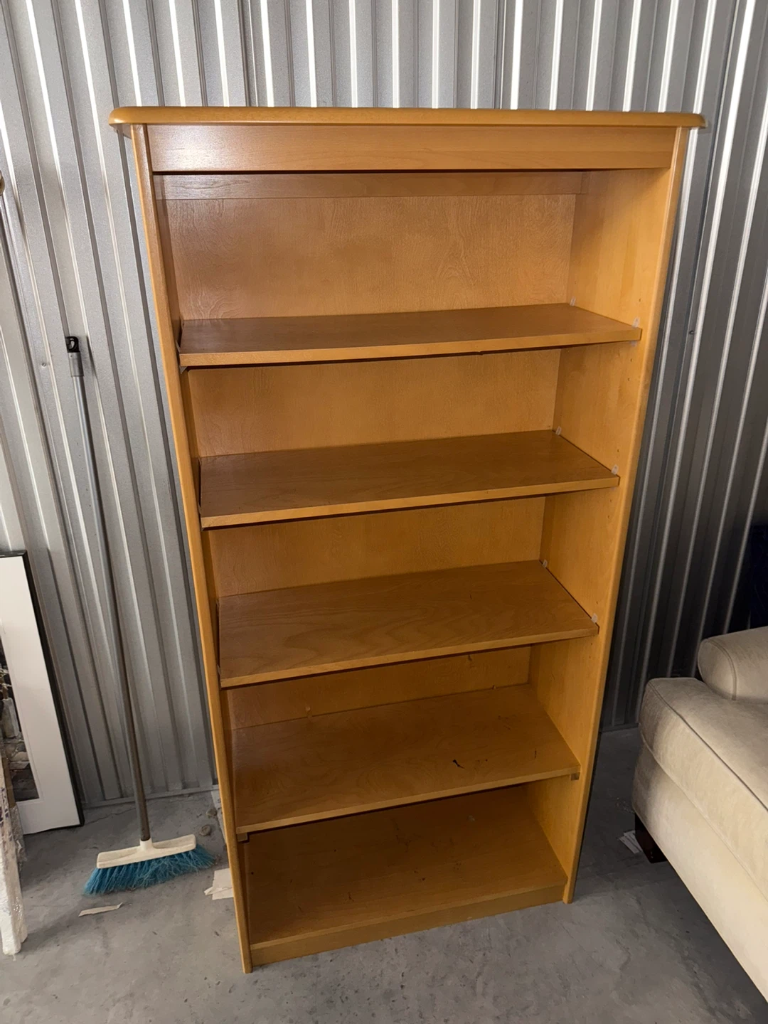 Light Wood Bookshelf - photo 2