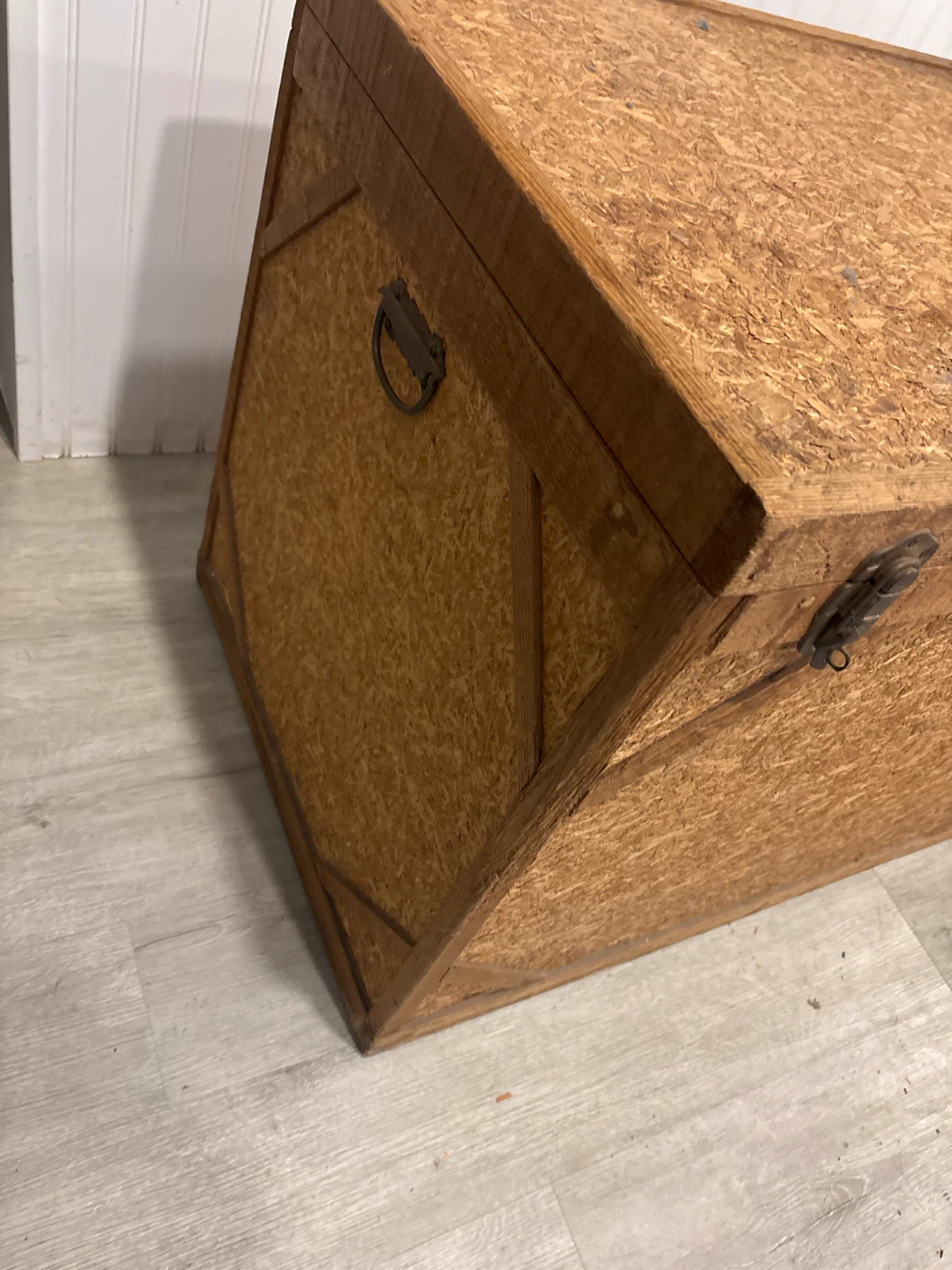 Rustic vintage Wooden Storage Chest - photo 3