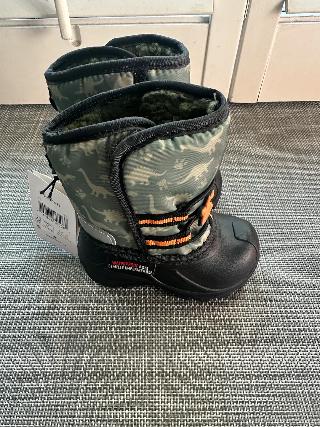 Kids Dinosaur Print Winter Boots Size 4 - photo 2