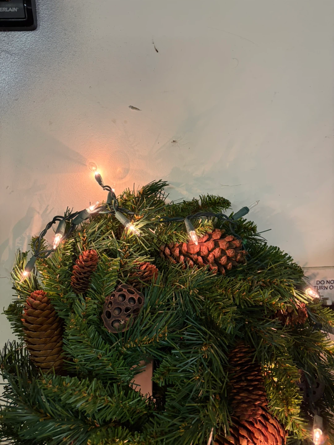 Artificial Decorative Holiday Wreath - photo 4