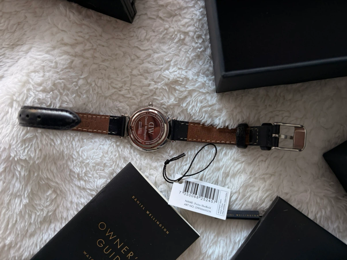 Daniel Wellington Petite Sheffield Watch (silver black) - photo 3