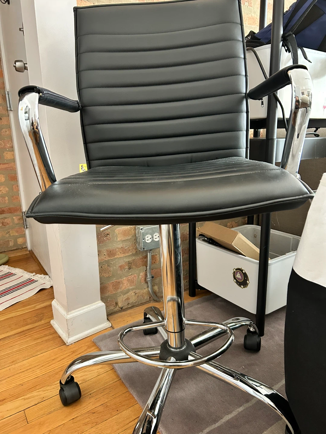 Height adjustable office chair - photo 2