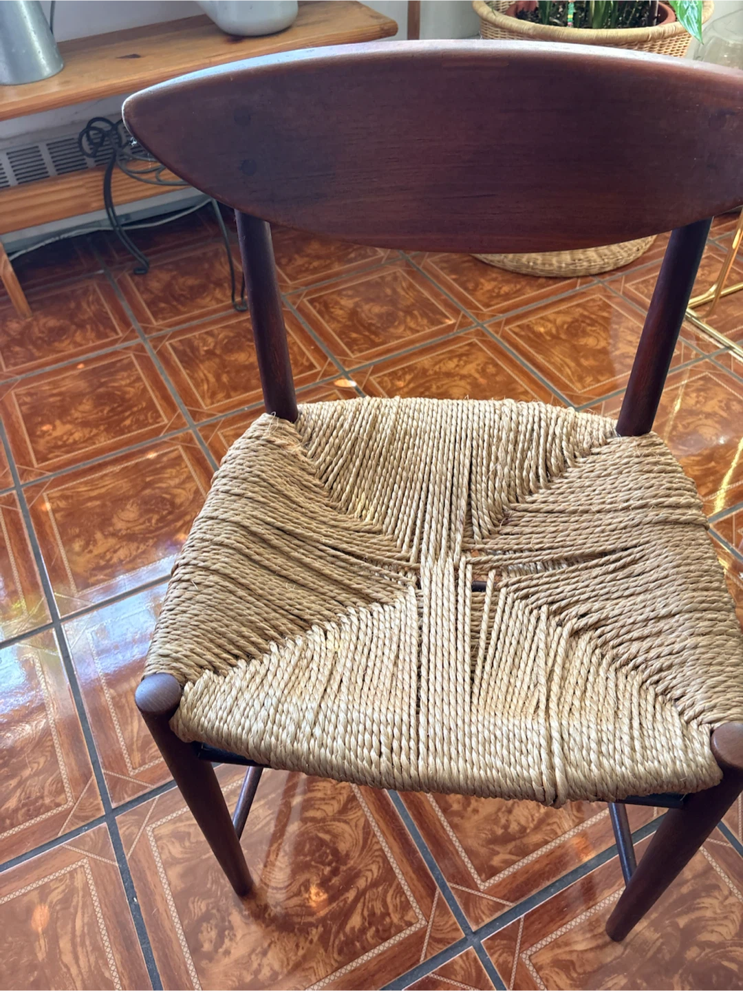 Mid-Century Modern Style Wooden Chair - photo 2