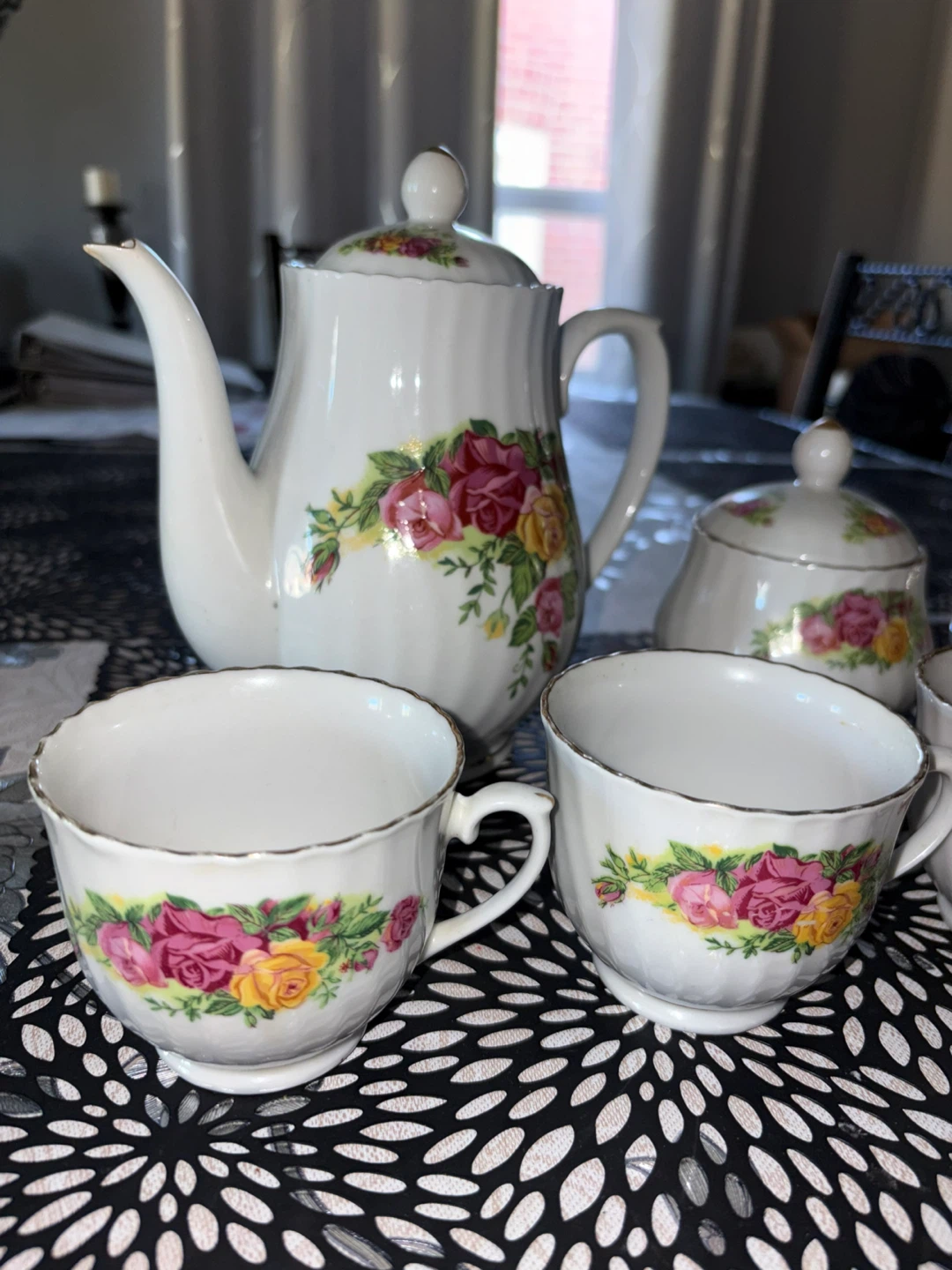 Vintage Regent China English Rose 7-Piece Tea Set - photo 3