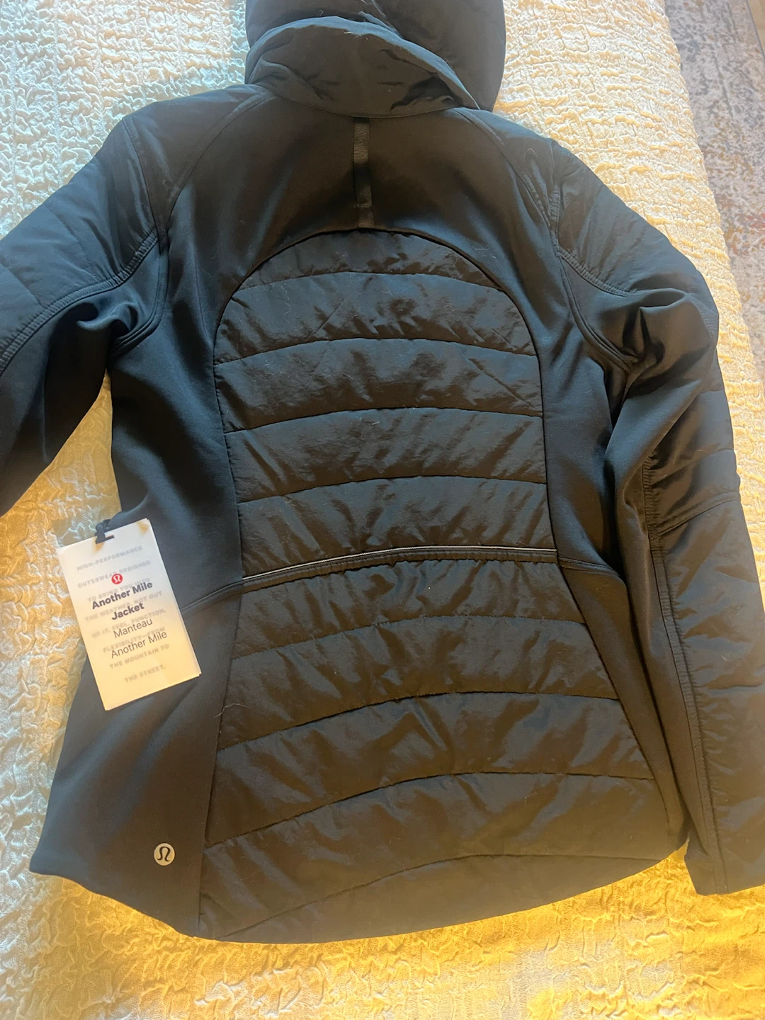 Lululemon Another Mile Jacket, Black, Size 6 - photo 5