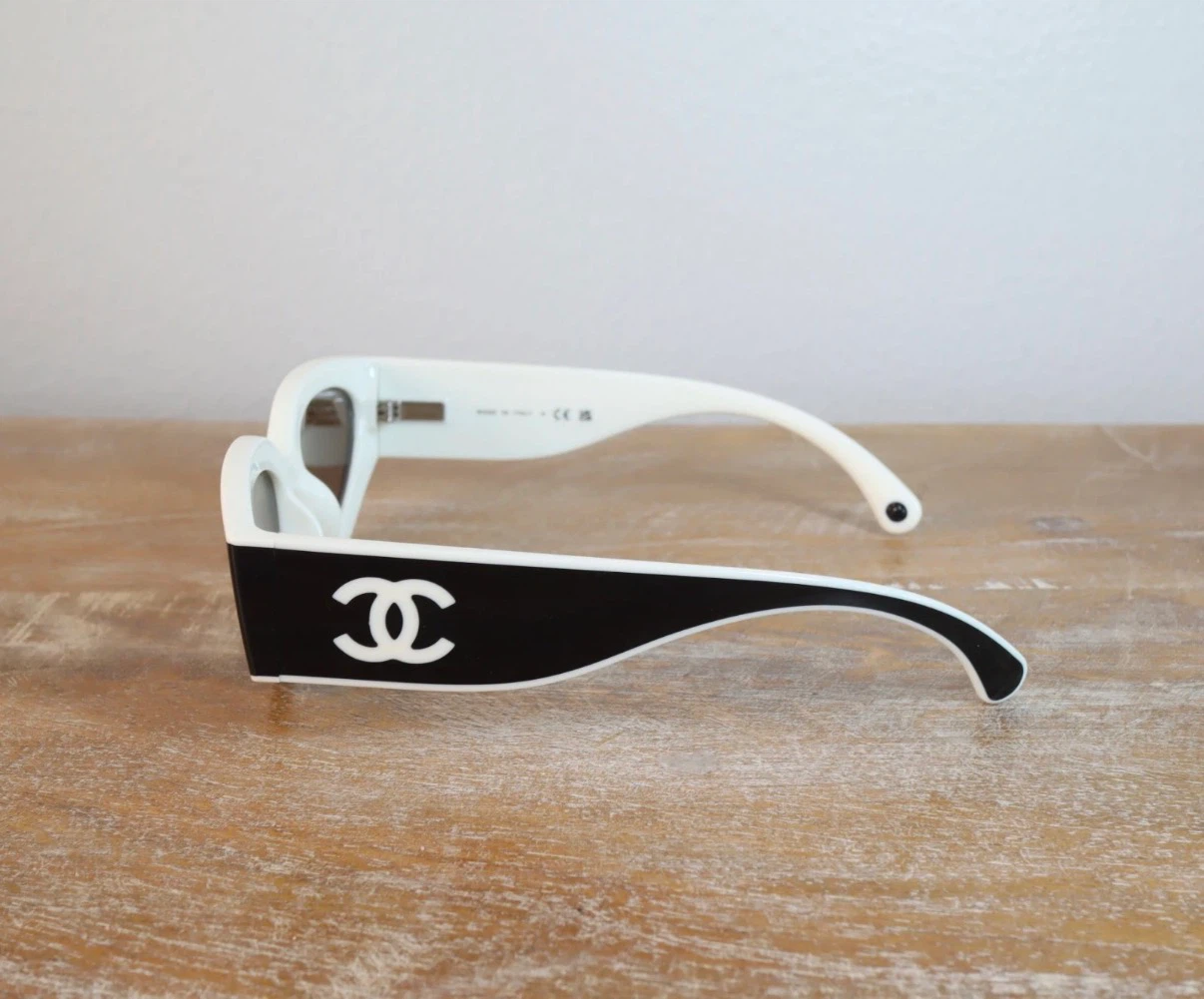 Chanel Black and White Sunglasses - photo 2
