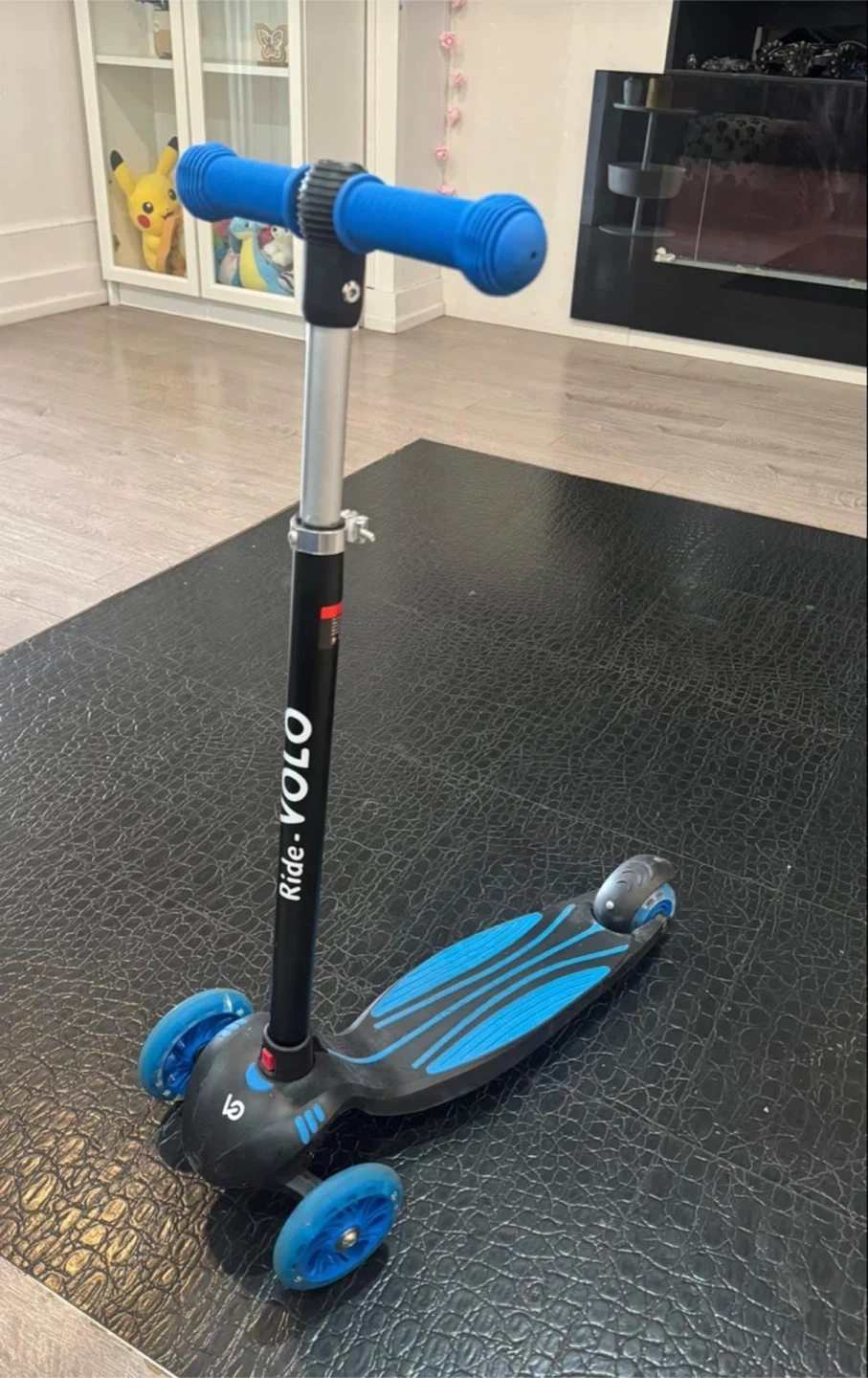 Ride Volo Kids Scooter and Blue Helmet - photo 2