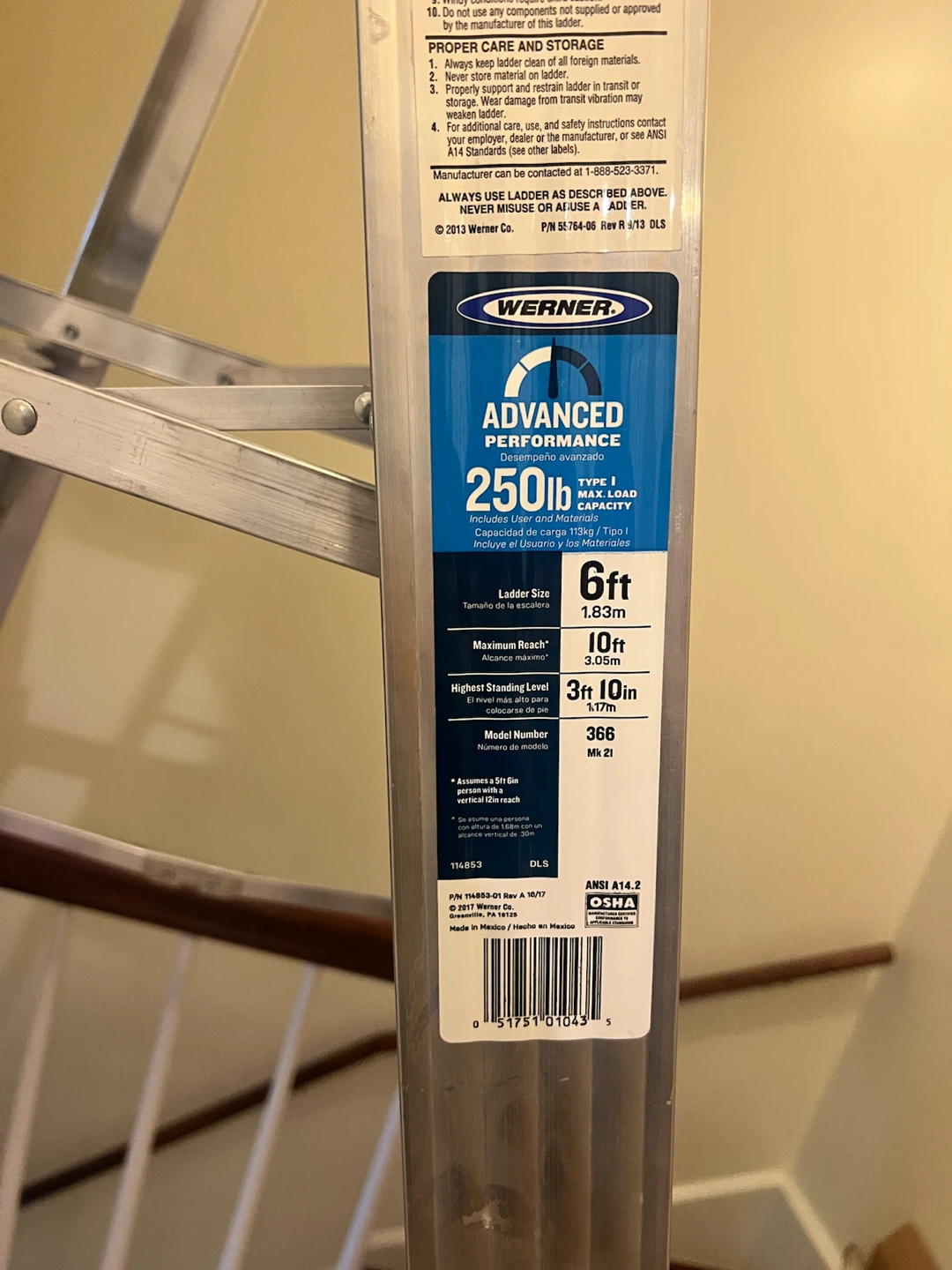 Werner 6ft Aluminum Step Ladder - photo 3
