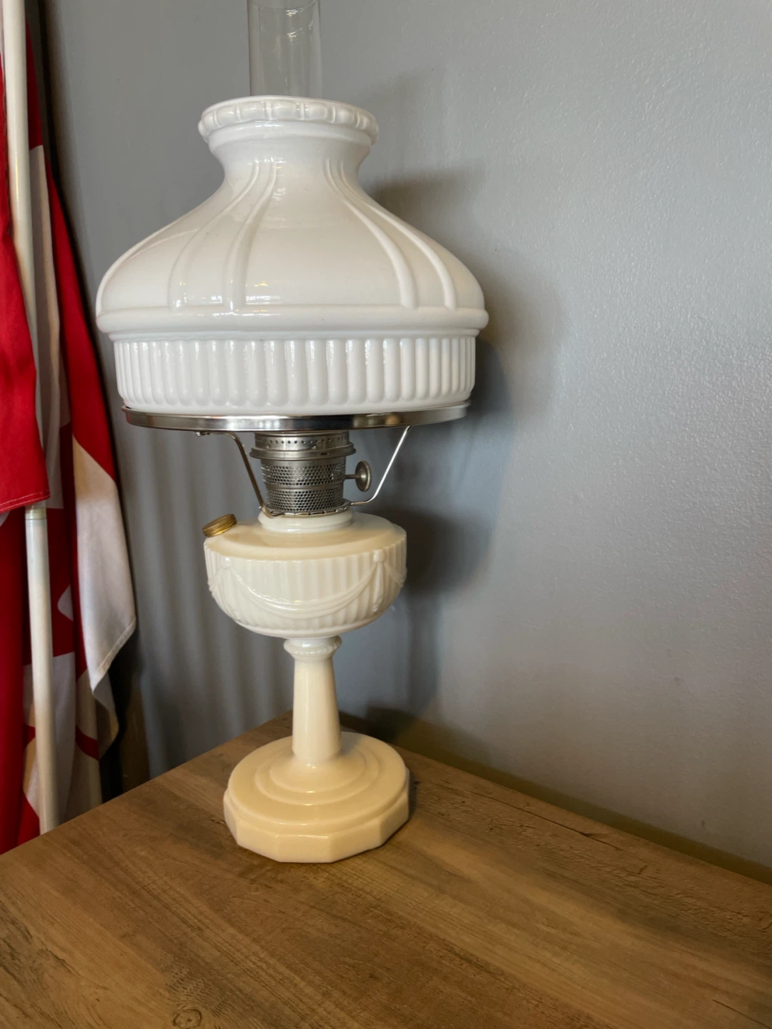Vintage Style Aladdin Oil Lamp