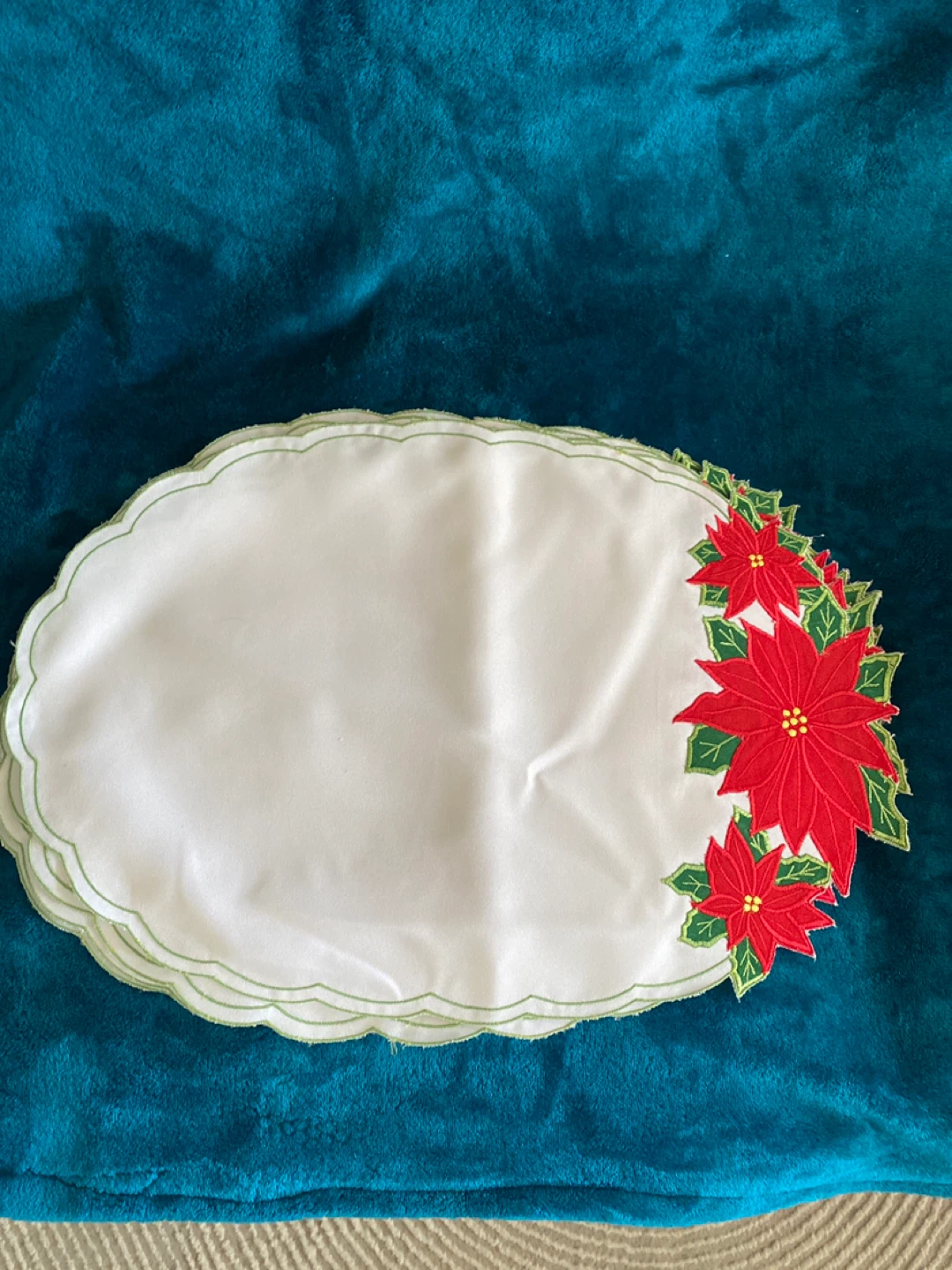 Vintage place mats and napkins