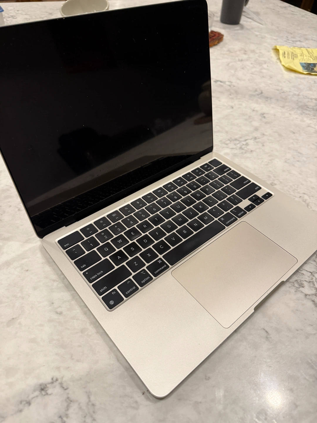 2024 Apple MacBook Air 13-inch M3 - photo 2