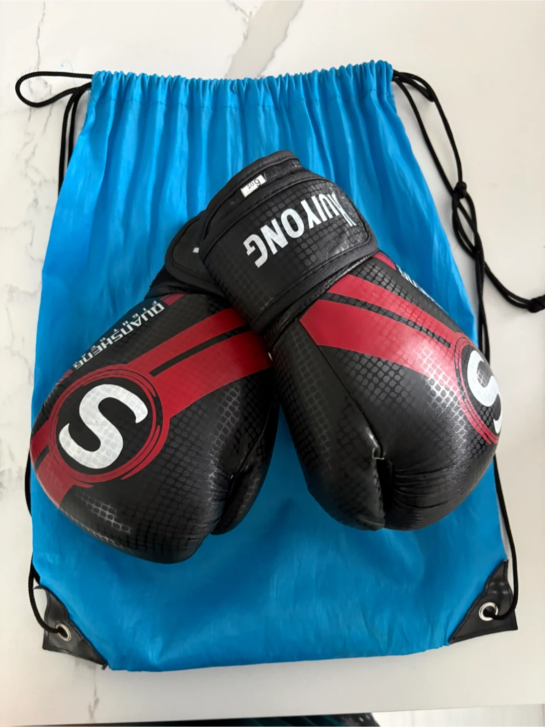 Quansheng Boxing Gloves 6oz