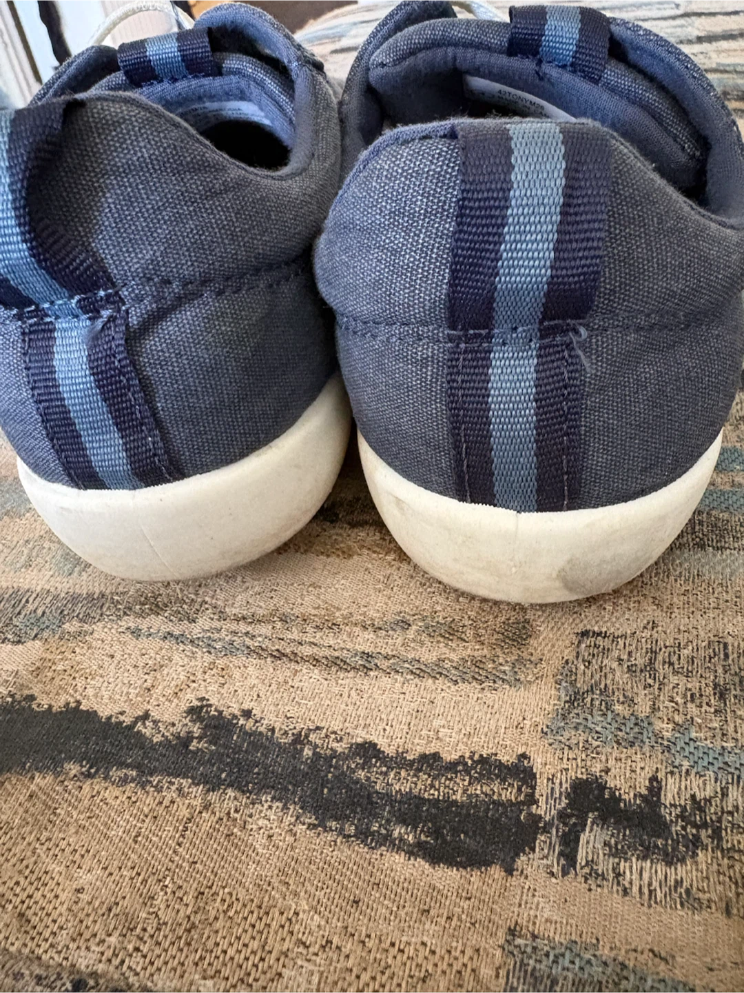 Blue Canvas Casual Sneakers Size 4 - photo 3