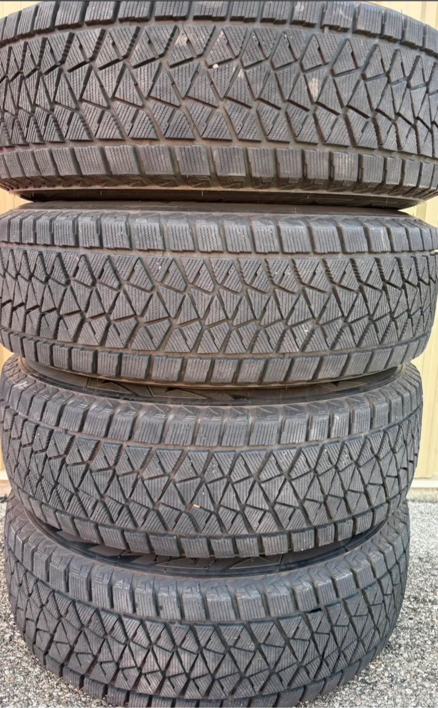 4 x 235/65/17 BRIDGESTONE WINTER TIRES AND AUDI RIMS  $1450 - photo 4