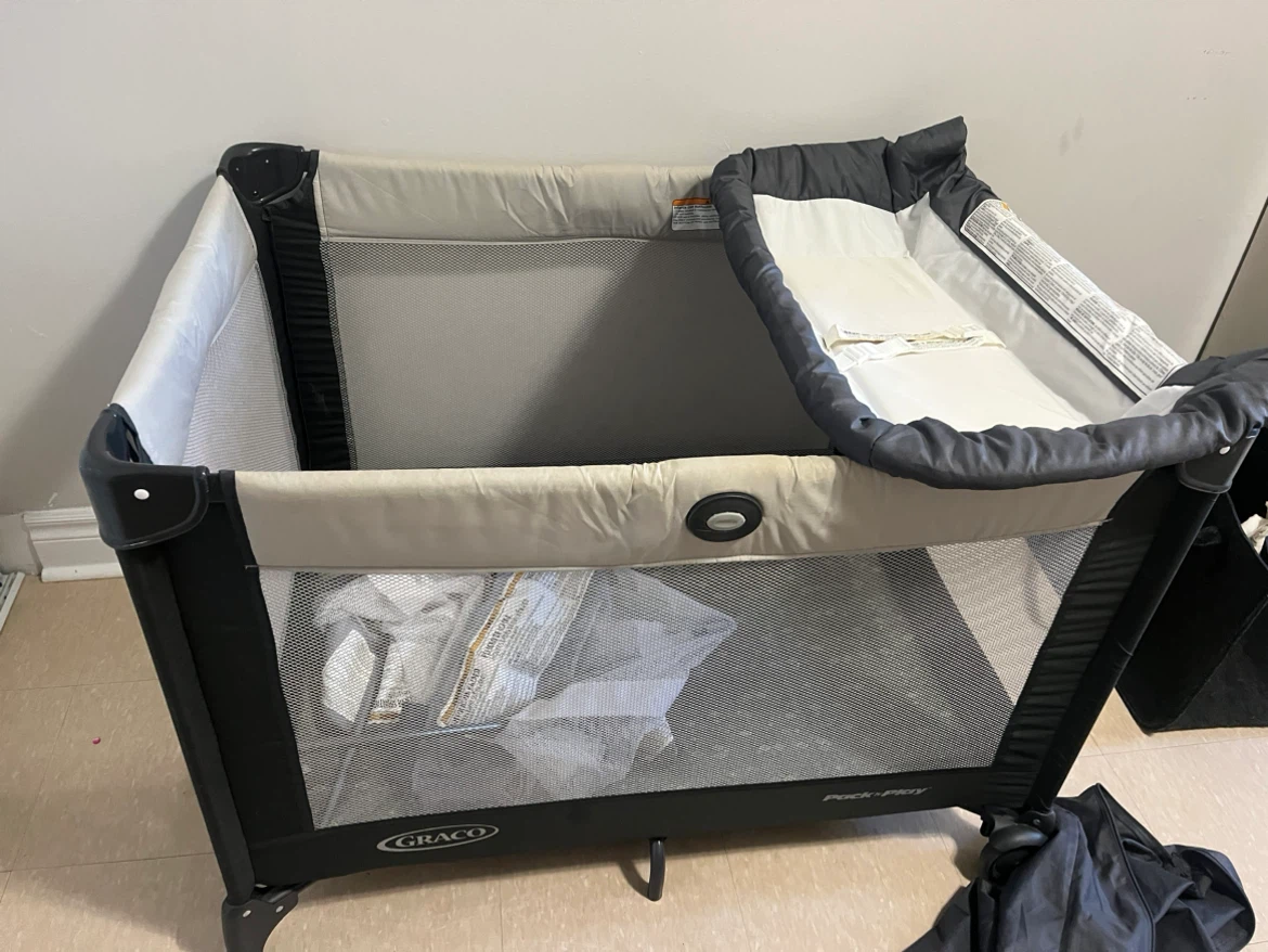 Graco Pack 'n Play Portable Playard - photo 2