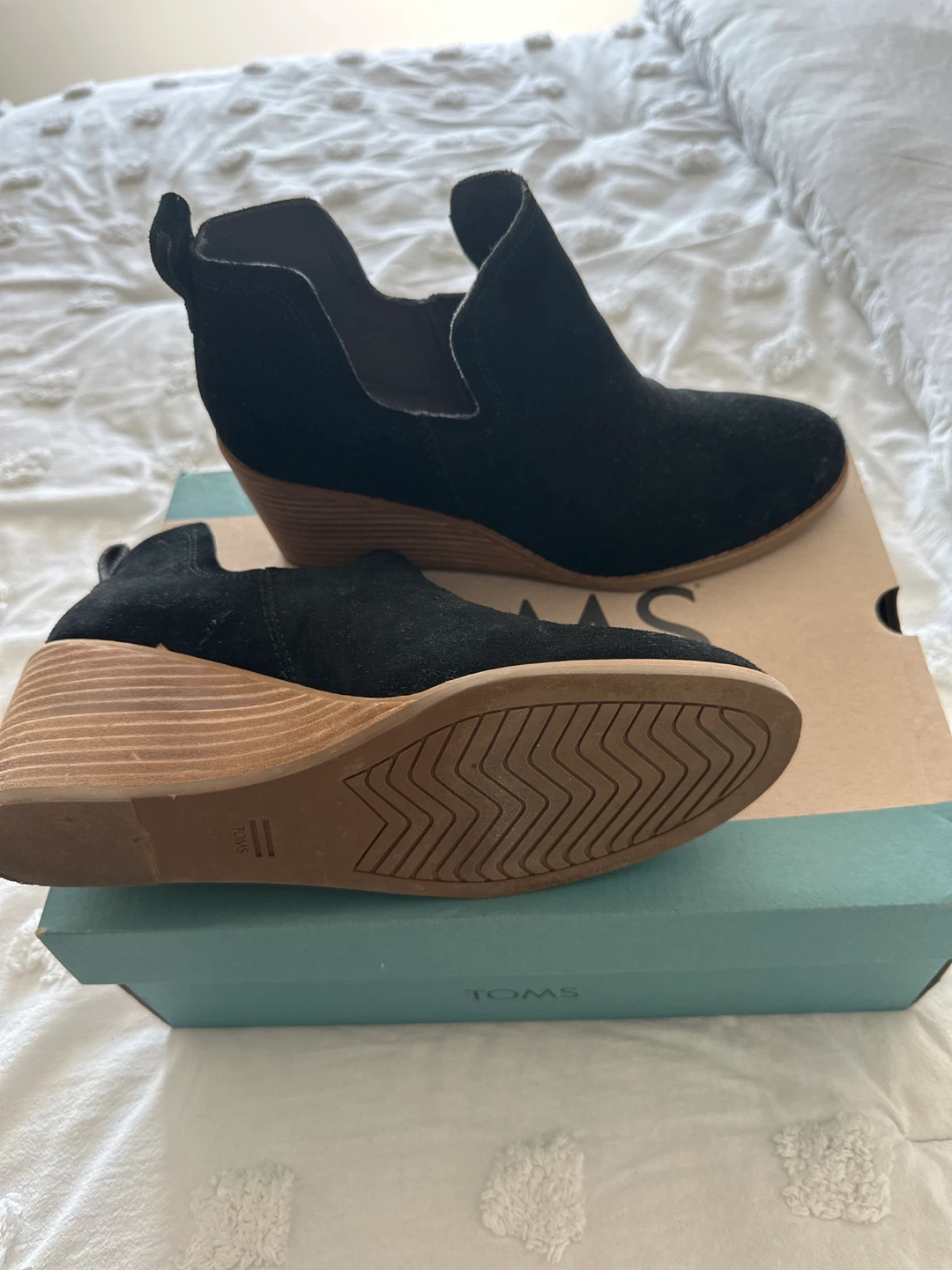 TOMS Kallie Black Suede Wedge Booties - Size 9