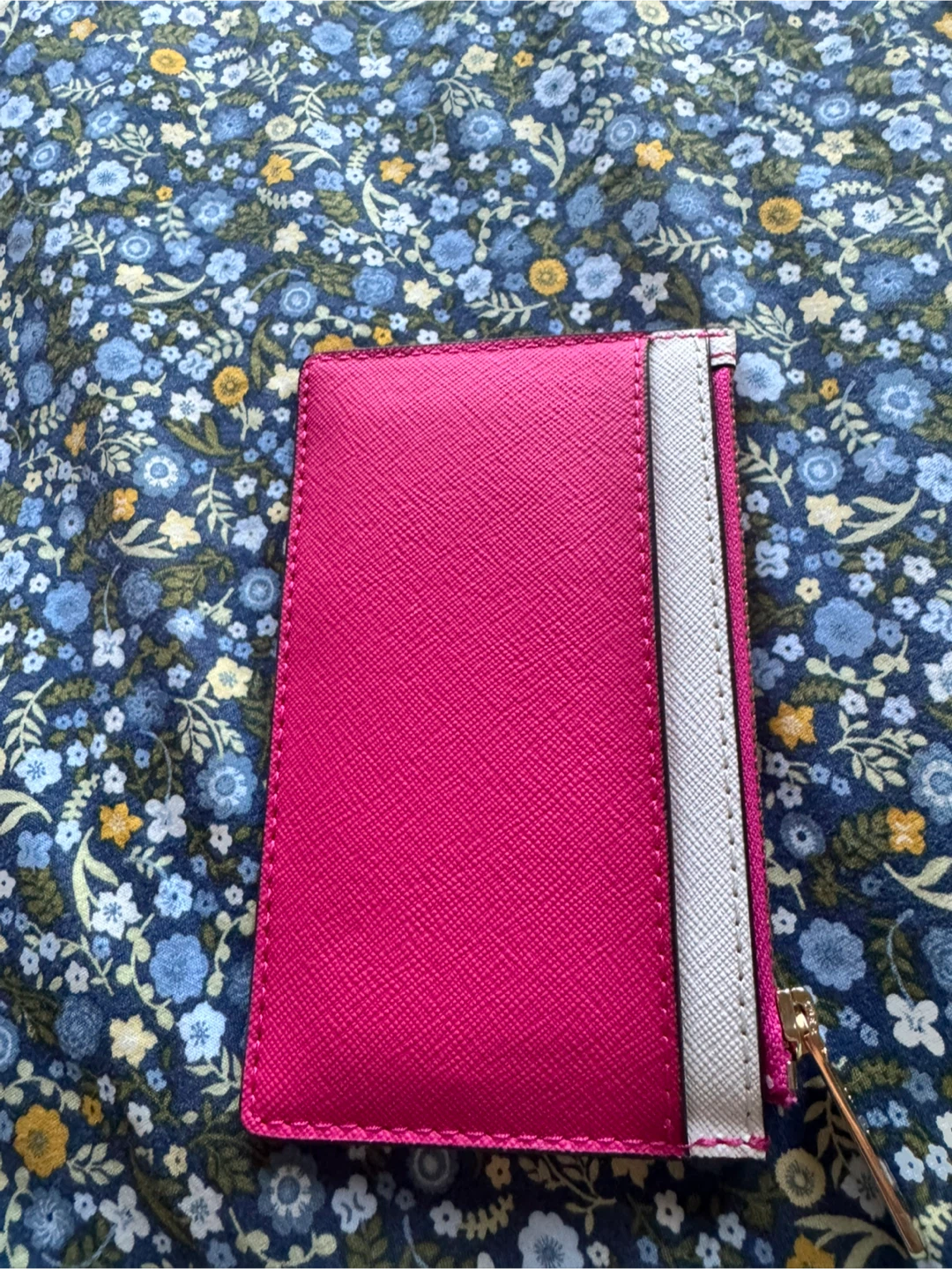 Michael Kors Pink Mini Tote and Card Holder Set - photo 4