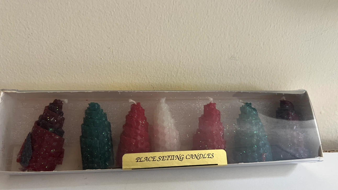 Vintage Circle Hand Crafted Beeswax Candles