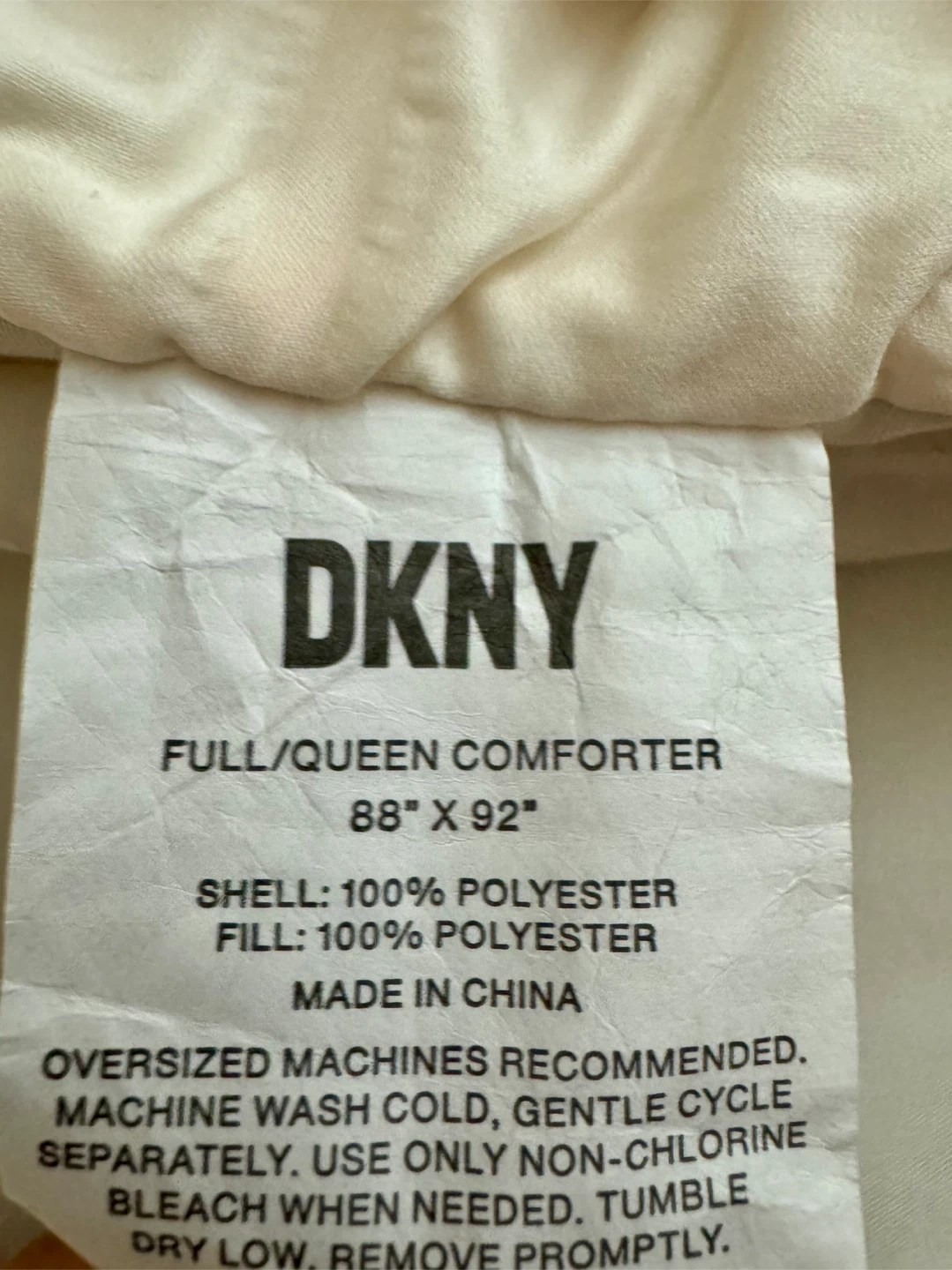 DKNY Full / Queen Comforter Set - Cream / Off-White (Like New) - photo 4