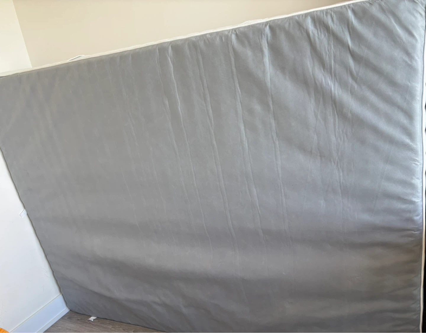 IKEA VAGSTRANDA Queen Mattress - photo 3