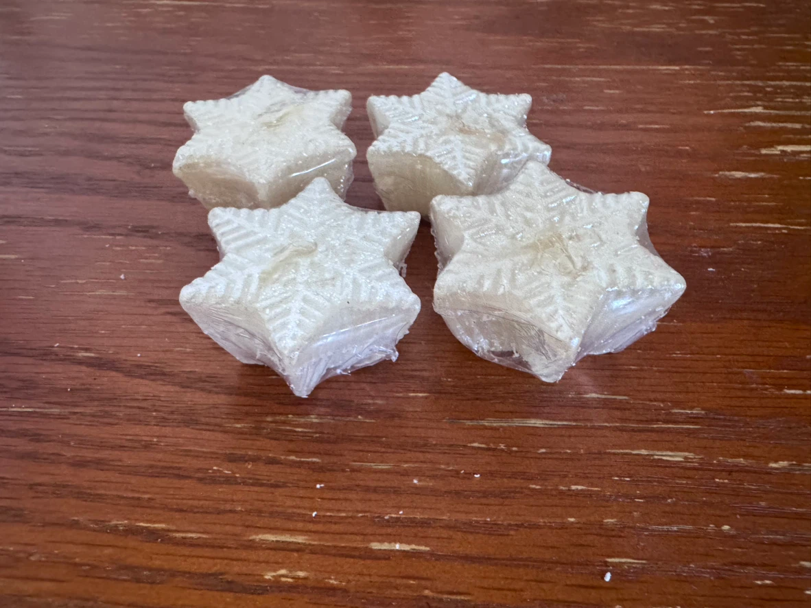 Set of 4 Snowflake Candles