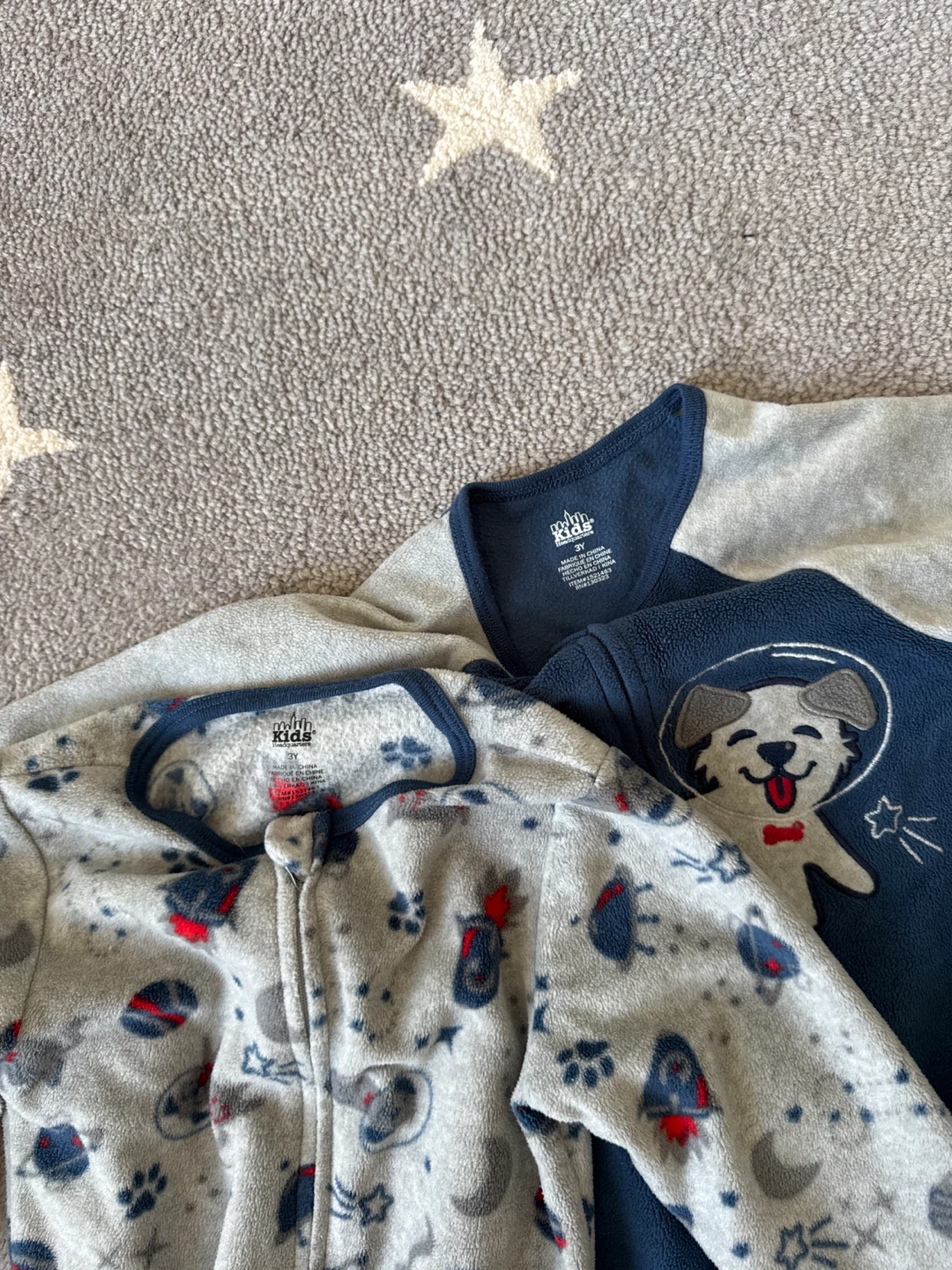 2 Kids Headquarters Fleece Sleepers Size 3Y - photo 2