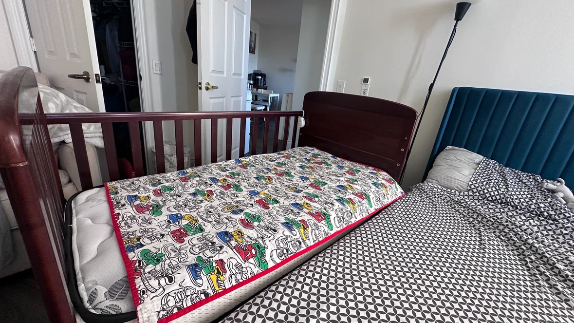 Dream On Me Anna 4-in-1 Convertible crib with changing table - photo 2
