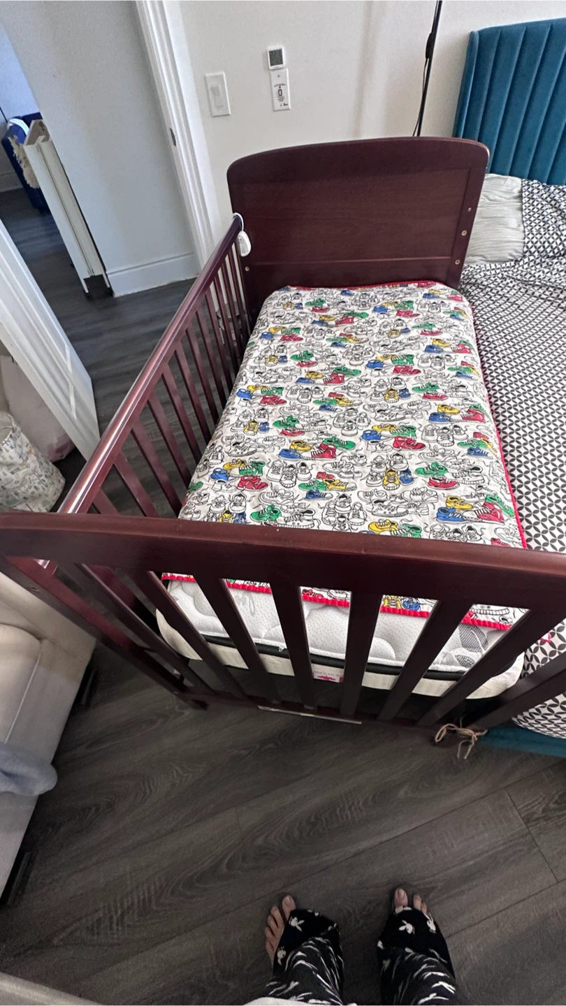 Dream On Me Anna 4-in-1 Convertible crib with changing table - photo 3