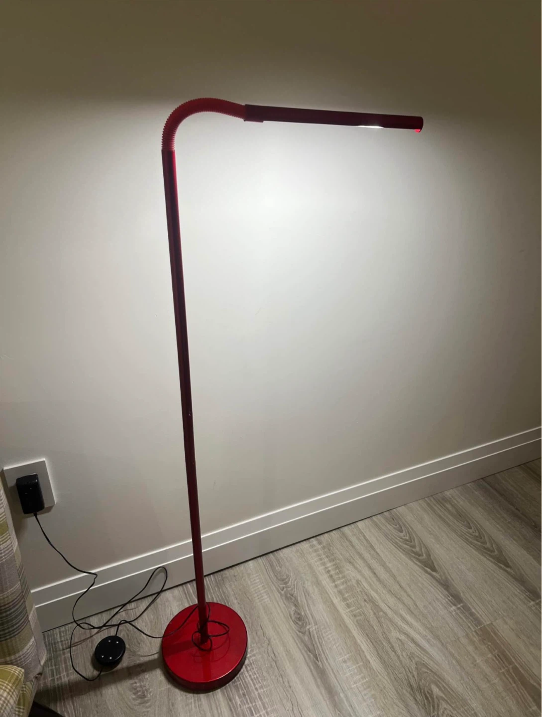 Red Adjustable Modern Floor Lamp - photo 2