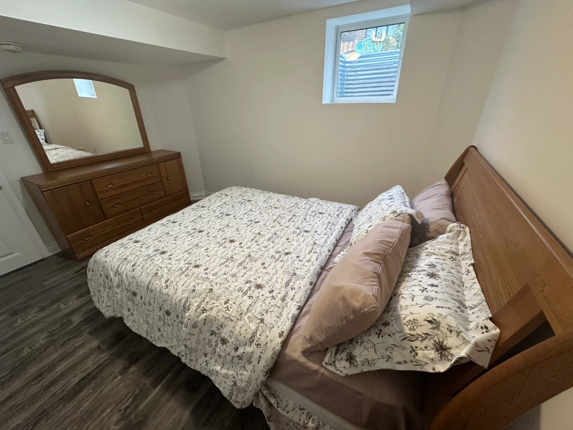 Fully Furnished Basement Room for Rent – Stoney Creek - photo 5