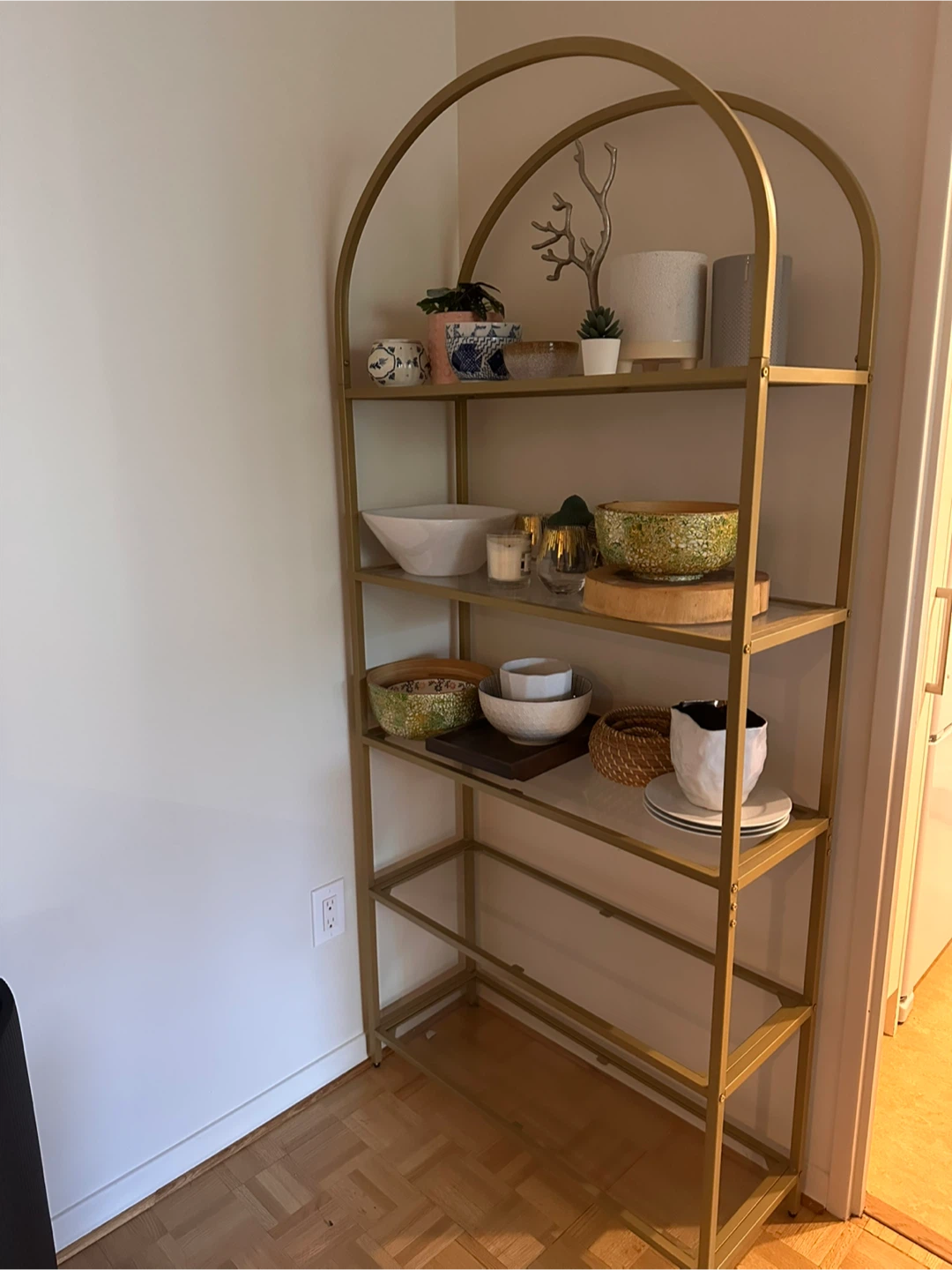 Gold arched metal shelving unit - photo 2